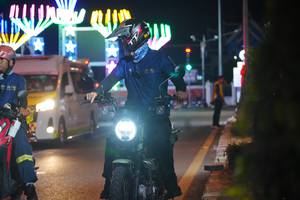 BIB: 
                            <button type="button" onclick="openModal(24430017)" class="btn btn-primary btn-sm float-right btn-popup" data-toggle="modal" data-target=".modal-high-quality">
                        <i class="fas fa-shopping-cart"></i> Add to Cart
                    </button>
                                            <button type="button" onclick="isThisMe(24430017, true)" class="btn btn-success btn-sm float-right btn-popup btn-isme hidden" data-toggle="tooltip" data-placement="bottom" title="นี่คือรูปของคุณใช่ไหม คลิกที่นี่เพื่อเอาเข้าอัลบั้ม">
                        <i class="fas fa-plus"></i> Add to album
                    </button>
                    <button type="button" onclick="isThisMe(24430017, false)" class="btn btn-warning btn-sm float-right btn-popup btn-isnotme hidden">
                        <i class="fas fa-ban"></i> Remove from album
                    </button>